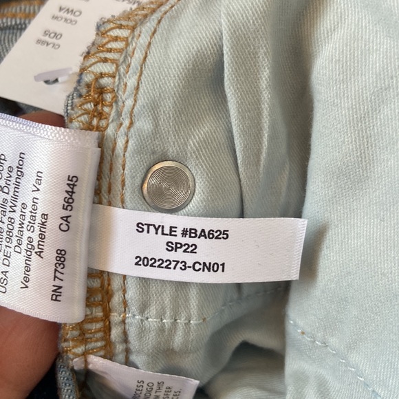 NWT J Crew Demi Boot Crop Jeans - Picture 13 of 15